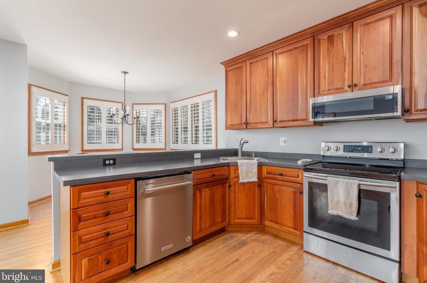 10512 Amherst Ave, Silver Spring MD  20902-4214 exterior