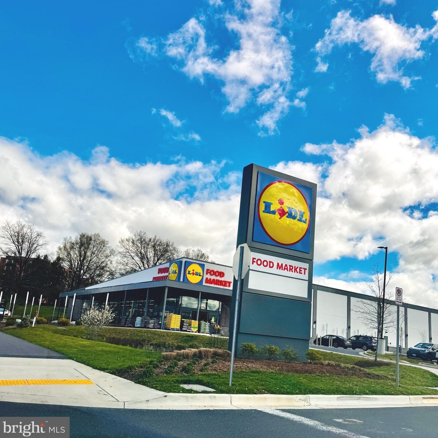 19417 Brassie Pl, Gaithersburg MD  20886-1943 exterior