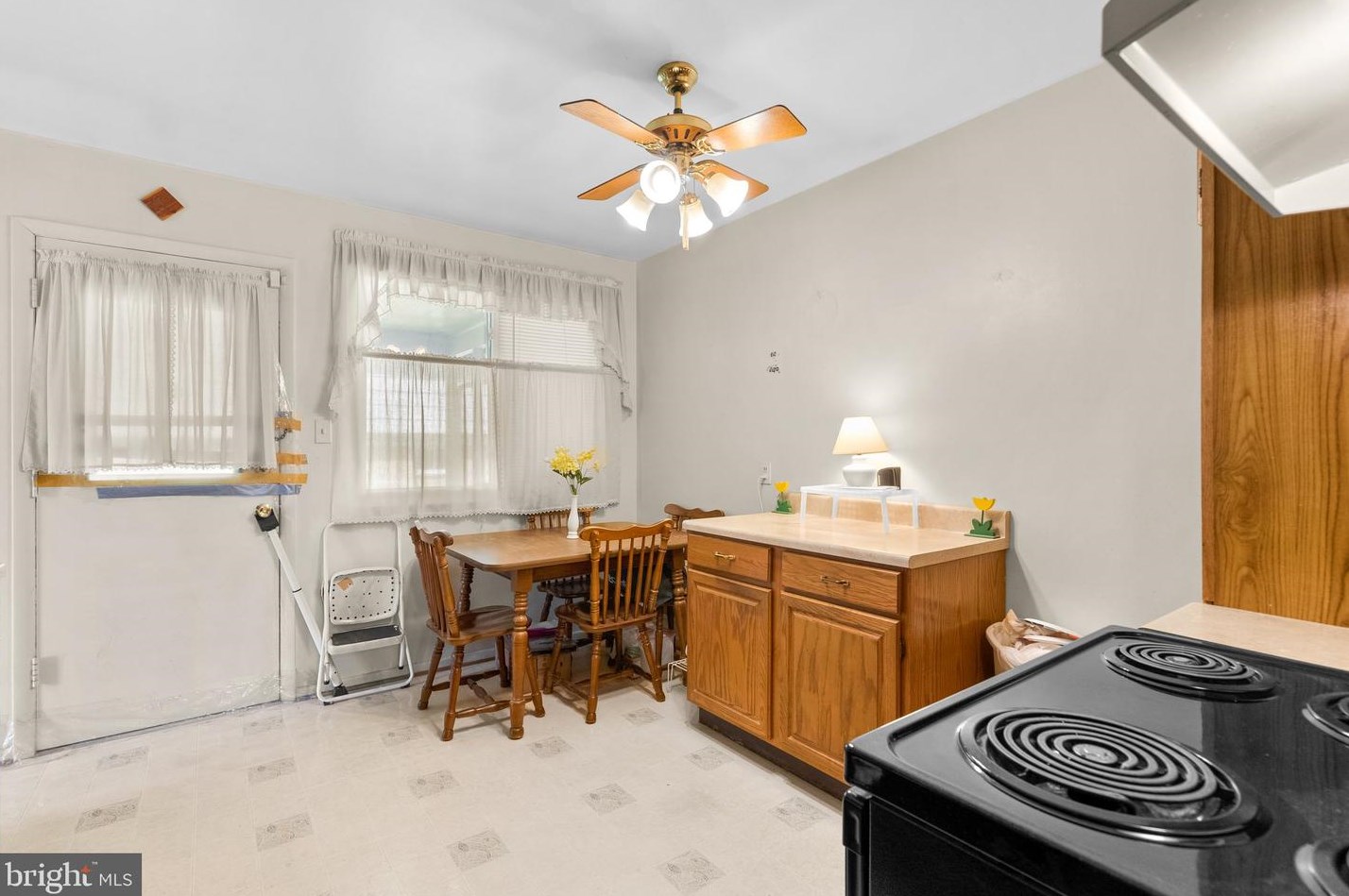 524 Indian Spring Dr, Silver Spring MD 20901-4742 exterior