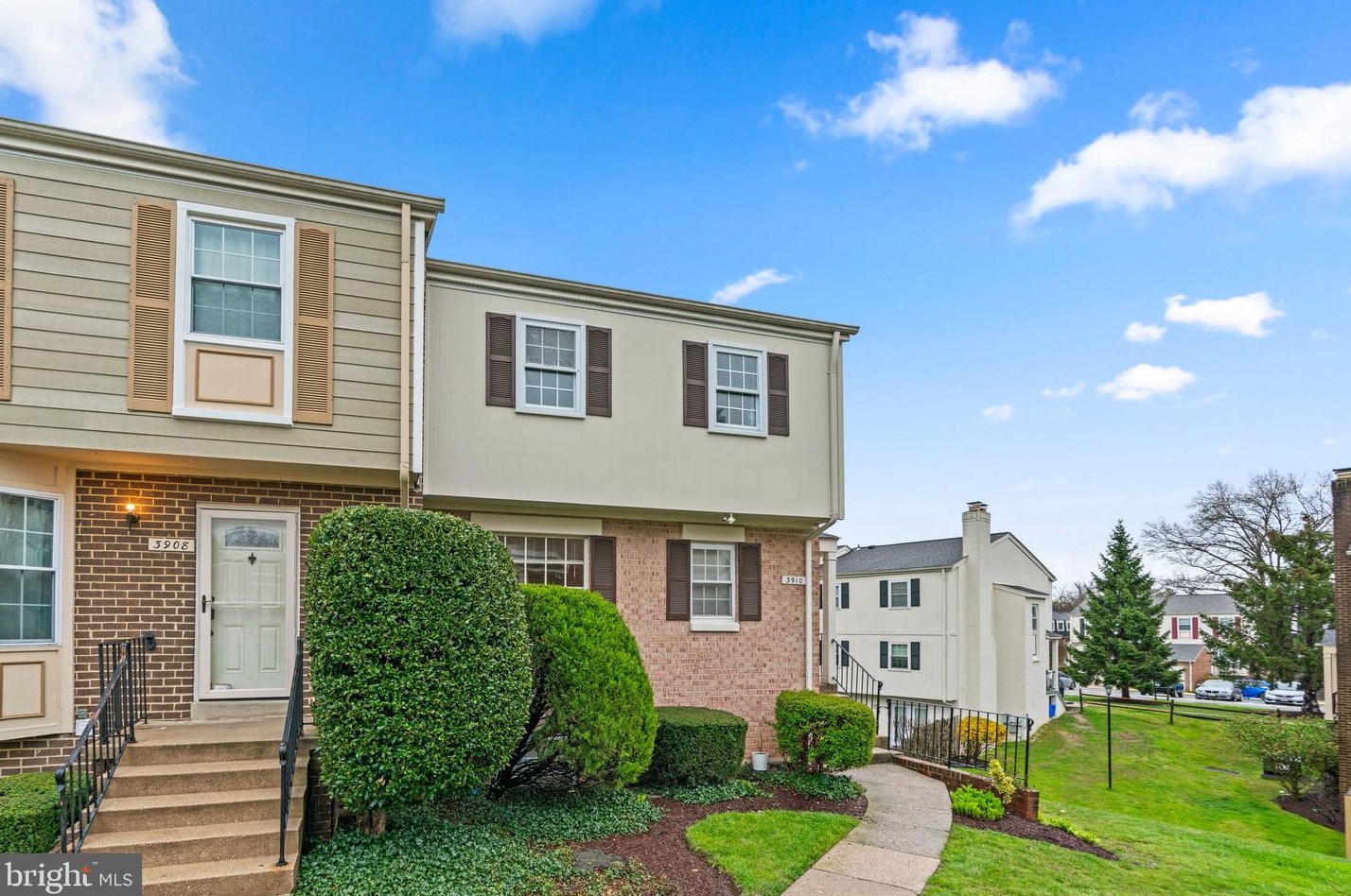 3910 Tynewick Dr #11, Silver Spring, MD 20906
