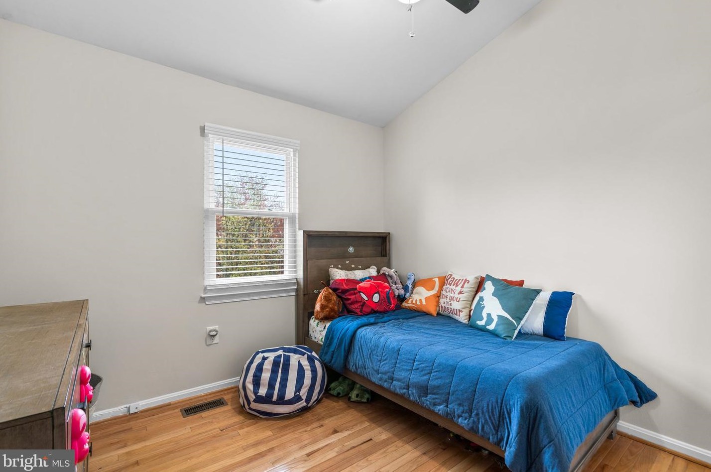 15519 Owens Glen Ter, Gaithersburg MD  20878-2369 exterior