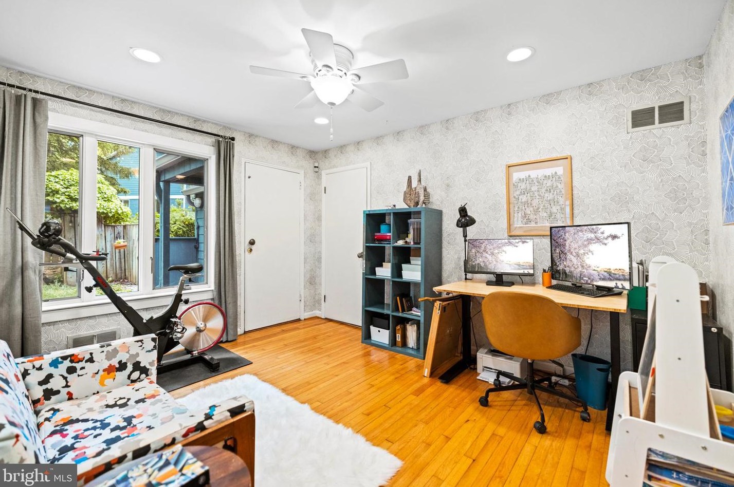 7408 Aspen Ave, Silver Spring MD  20912-5447 exterior