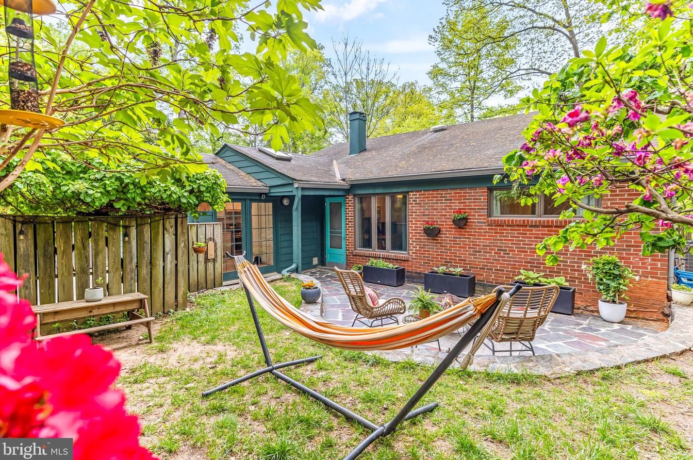 7408 Aspen Ave, Silver Spring MD  20912-5447 exterior