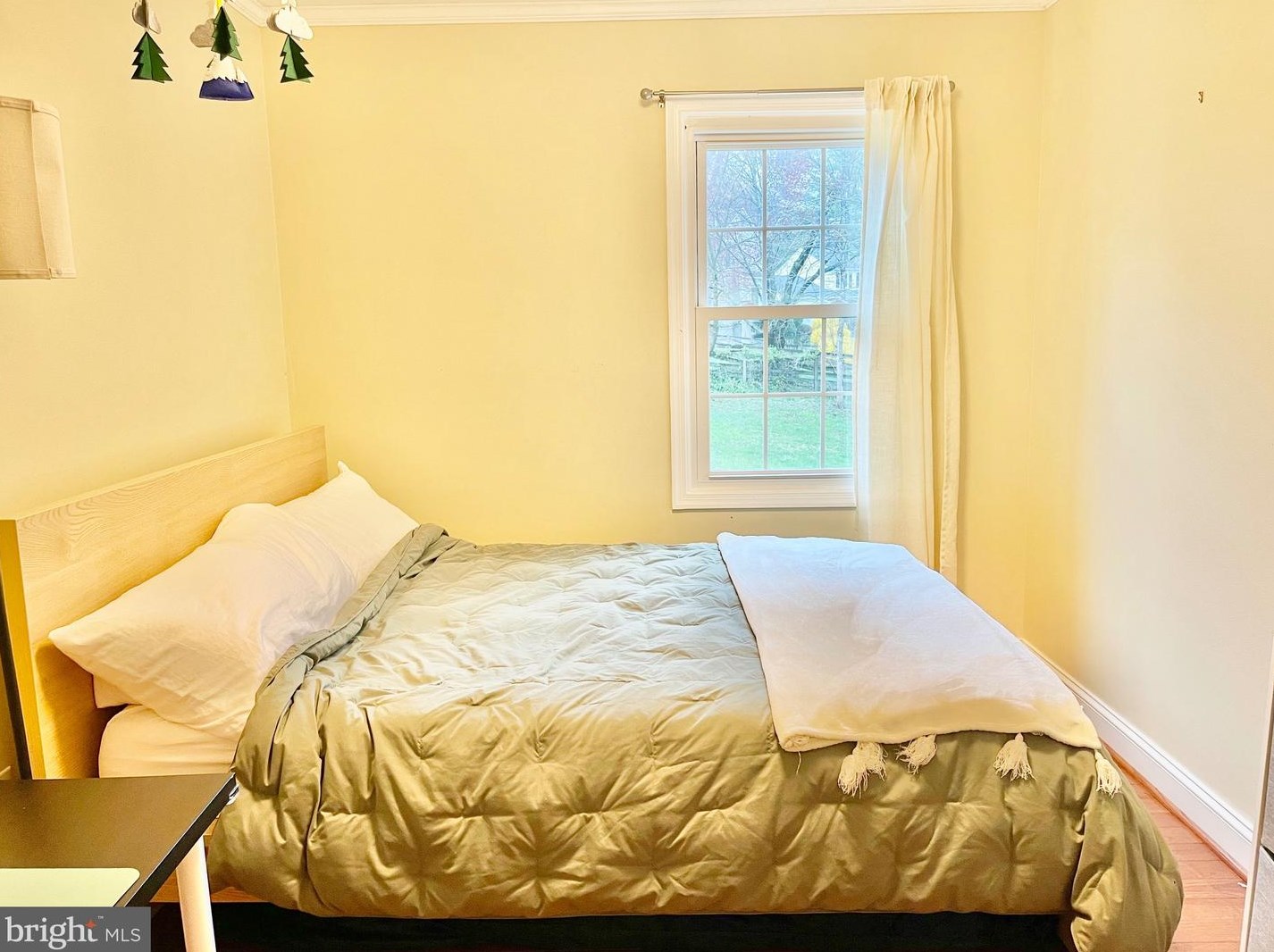 15516 Peach Leaf Ln, Gaithersburg MD  20878-2343 exterior