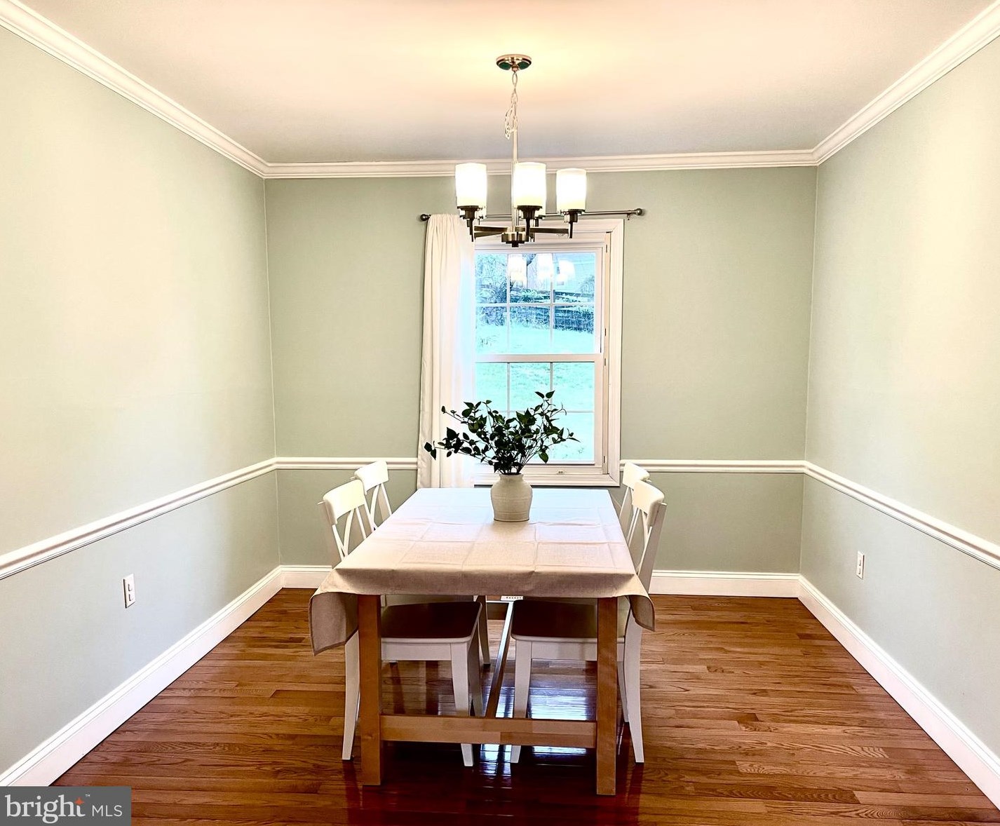 15516 Peach Leaf Ln, Gaithersburg MD  20878-2343 exterior