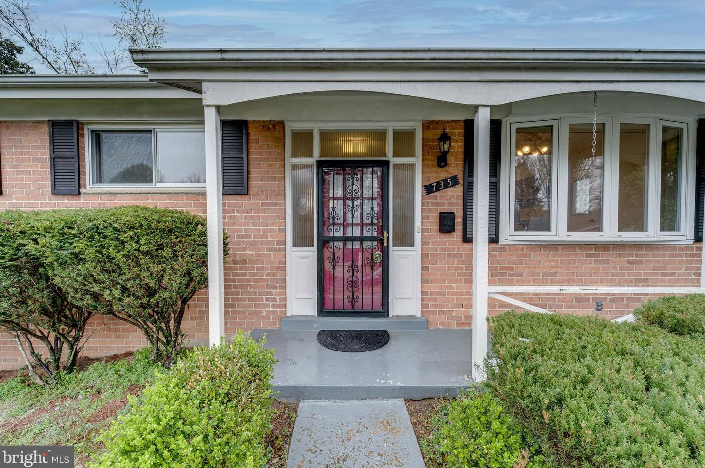 735 Whitaker Ter, Silver Spring, MD 20901-2847