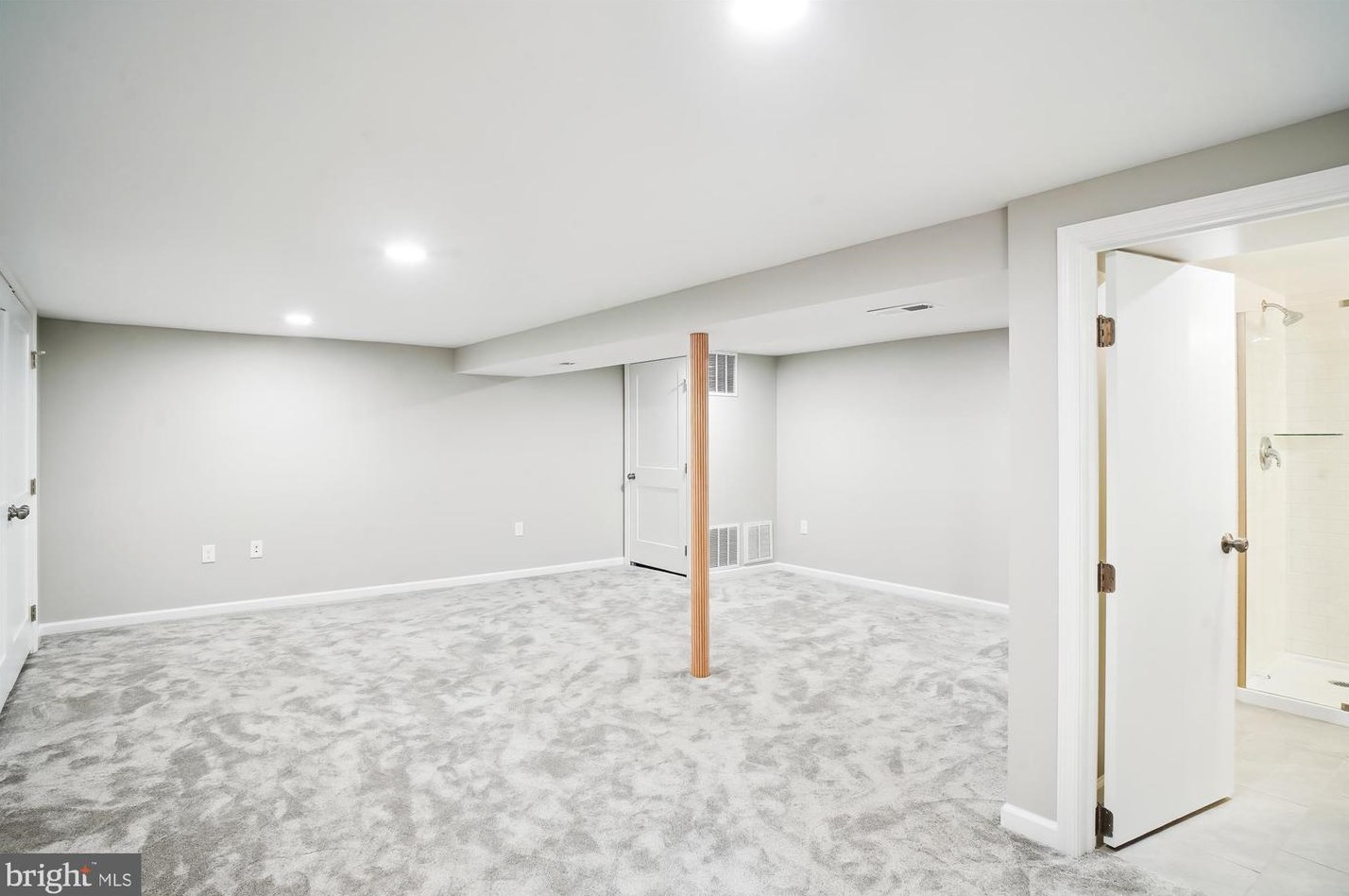 2714 Plyers Mill Rd, Silver Spring MD  20902-4208 exterior