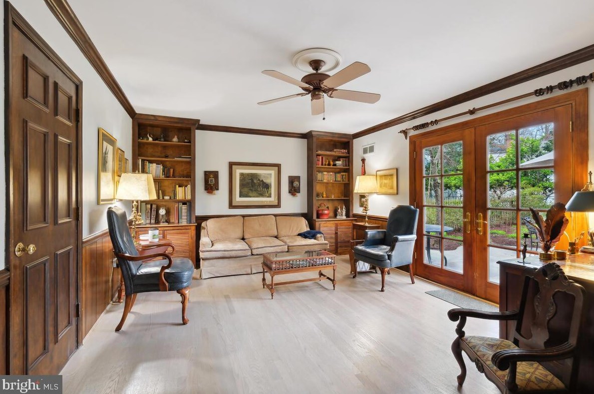 11705 Coldstream Dr, Rockville MD 20854-3620 exterior