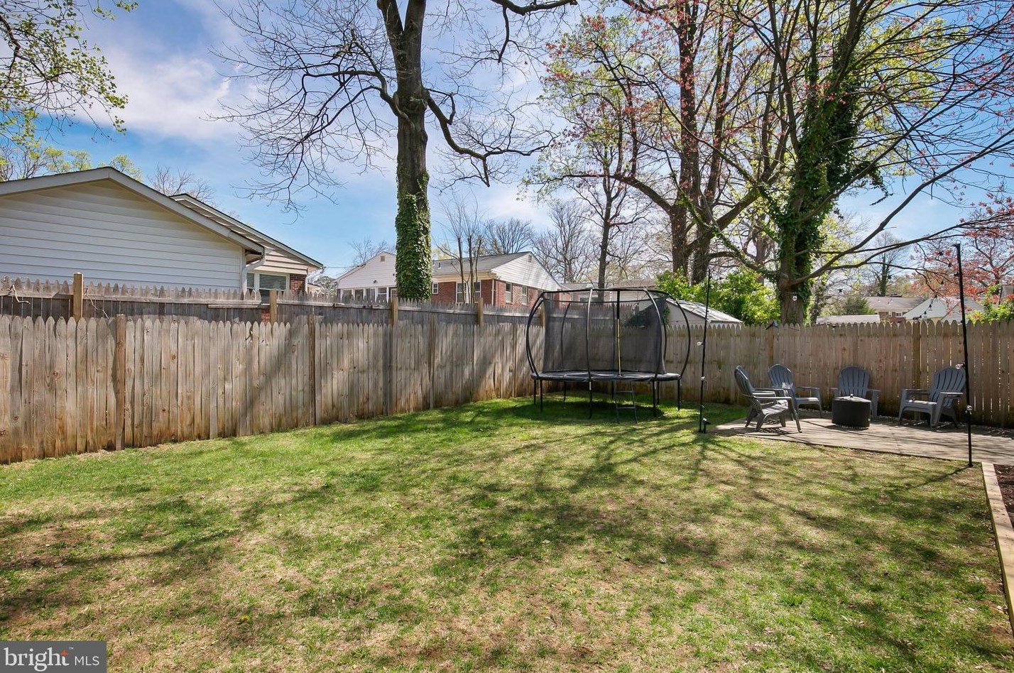 7507 Glenside Dr, Silver Spring MD  20912-7546 exterior