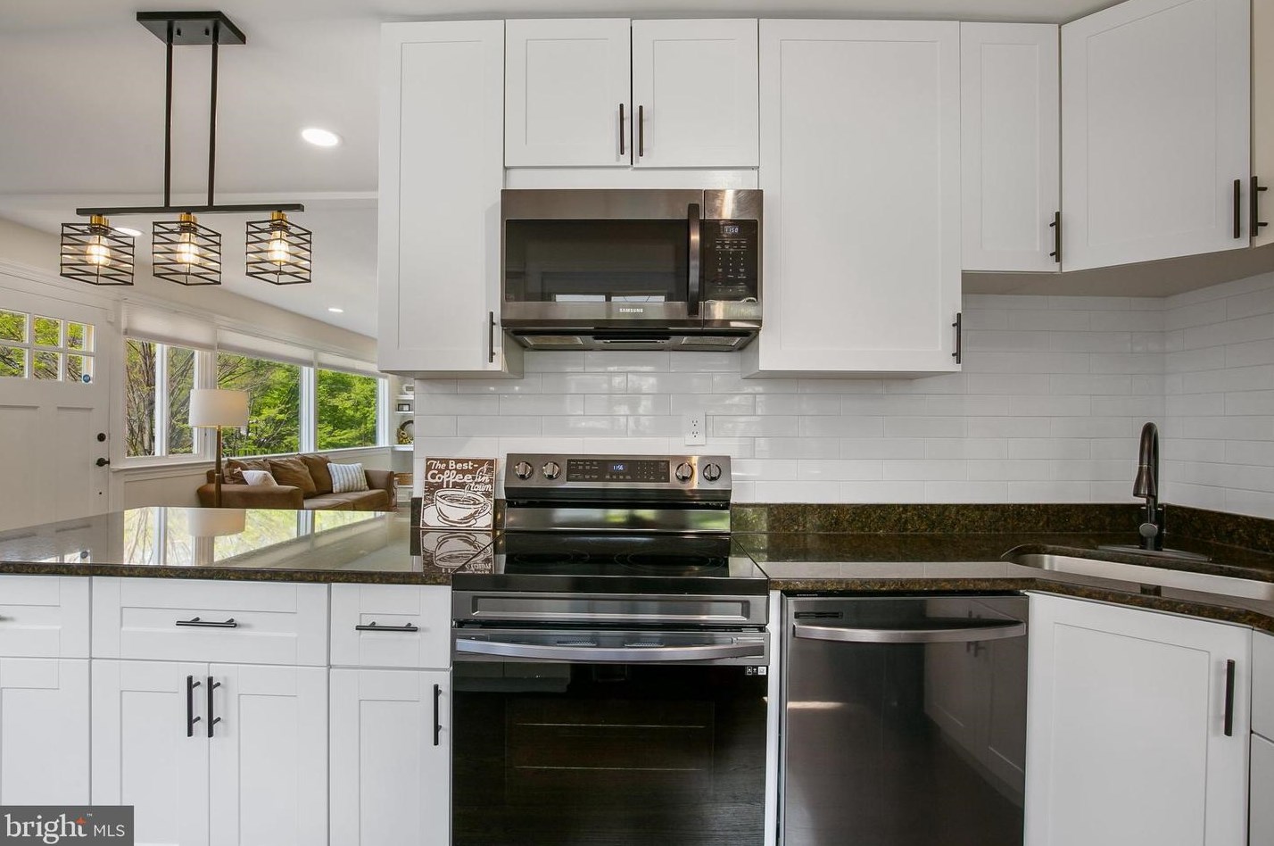 7507 Glenside Dr, Silver Spring MD  20912-7546 exterior