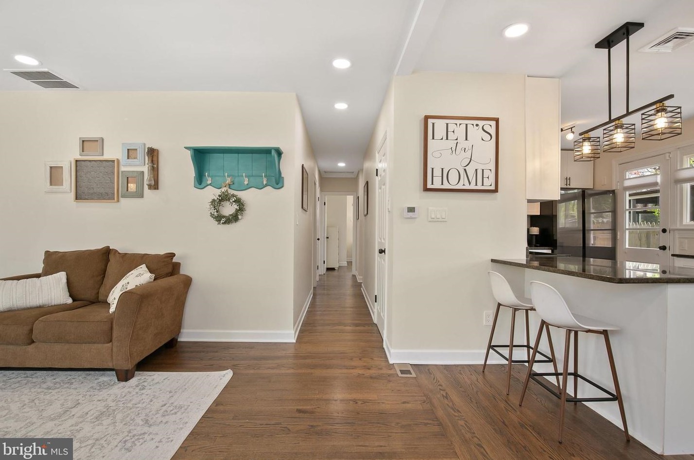 7507 Glenside Dr, Silver Spring MD  20912-7546 exterior