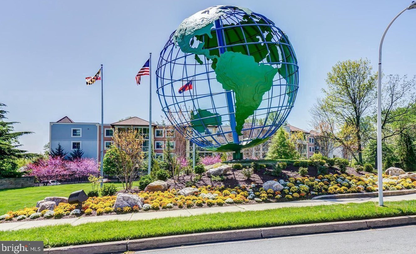 15300 Beaverbrook Ct, Silver Spring MD 20906-1355 exterior