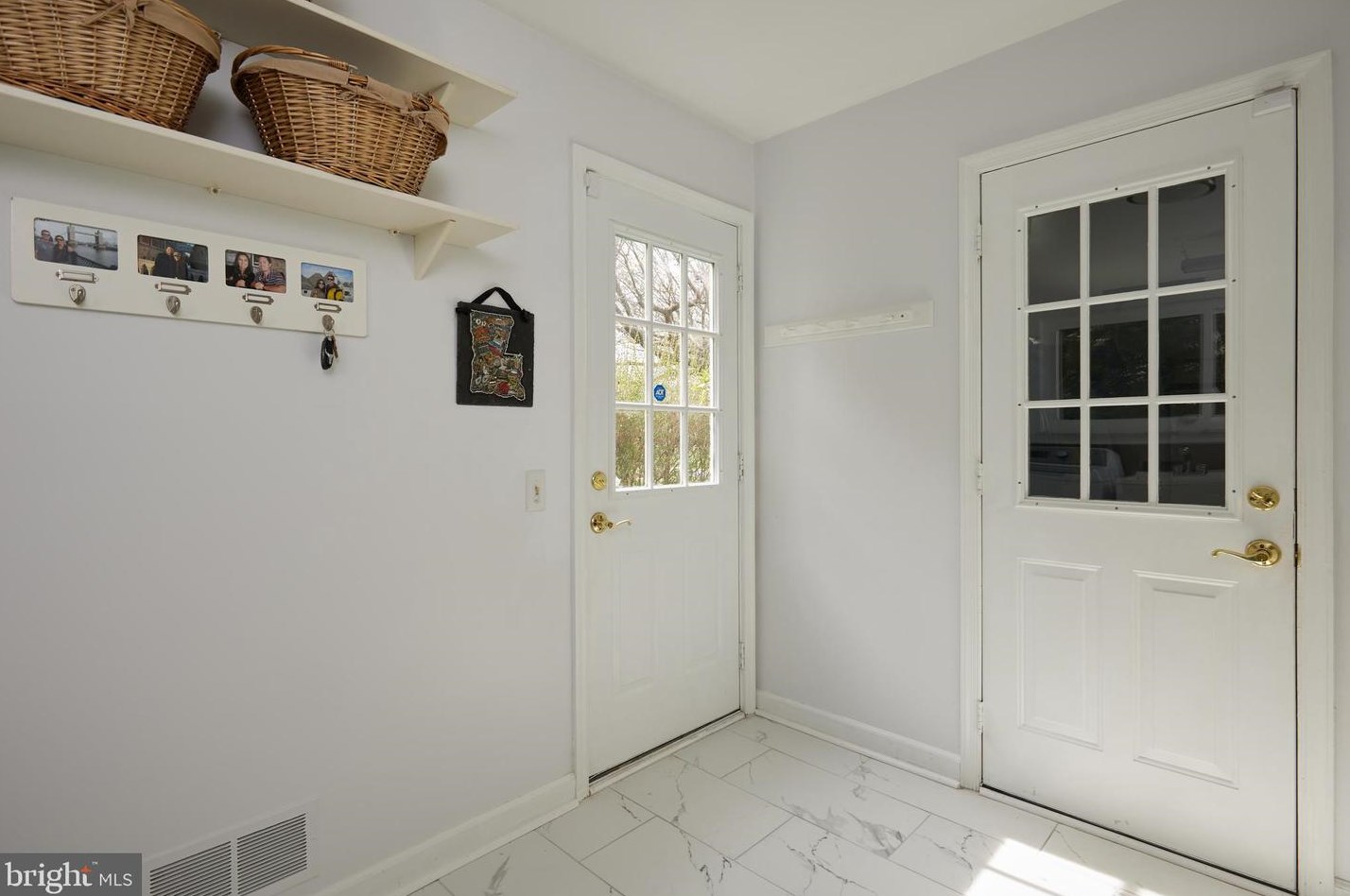 12705 Deep Spring Dr, Rockville MD  20854-2355 exterior