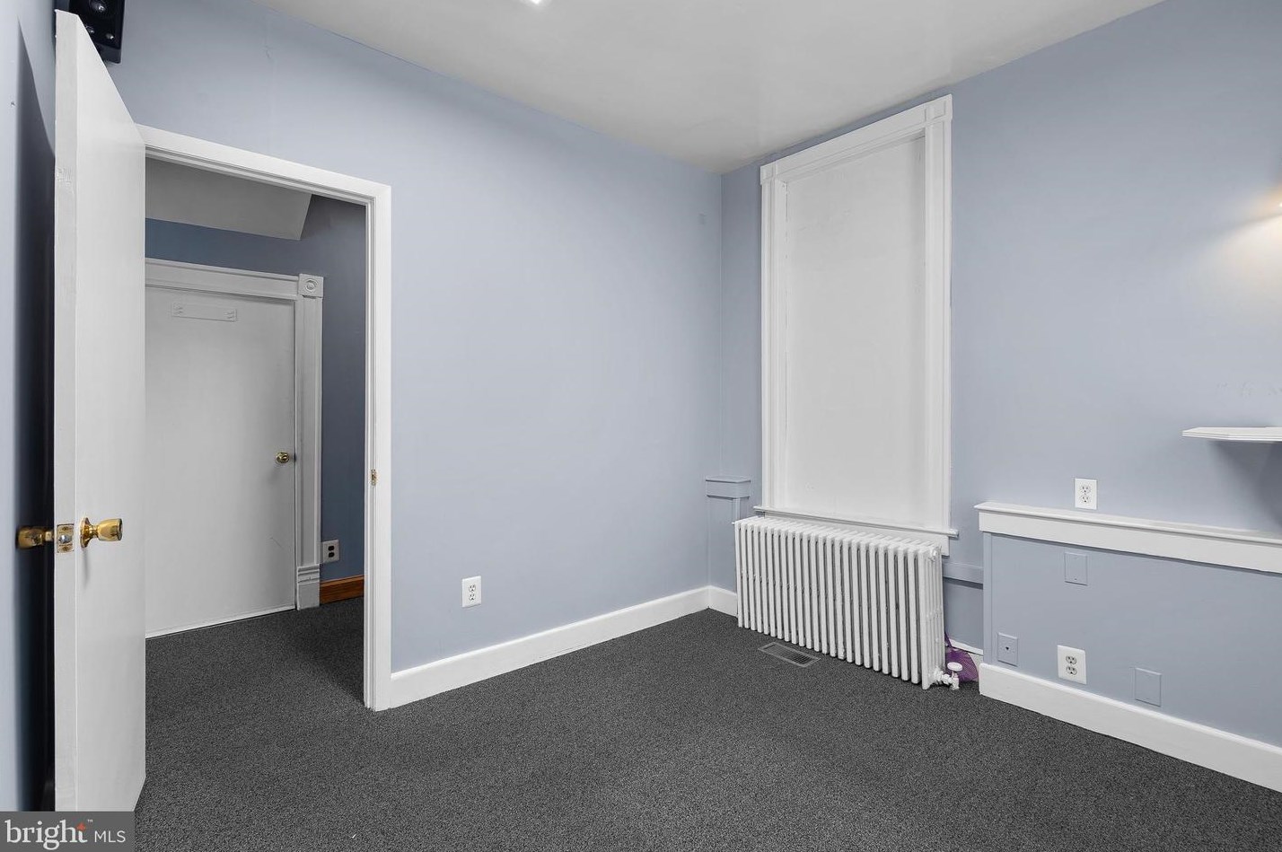 418 Diamond Ave, Gaithersburg MD 20877-2108 exterior