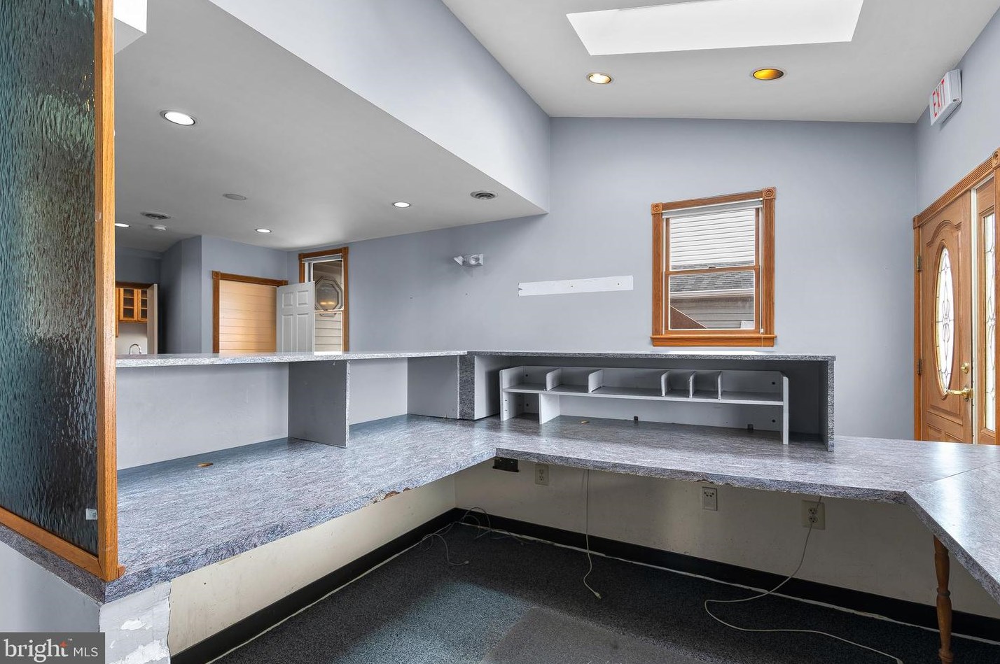 418 Diamond Ave, Gaithersburg MD 20877-2108 exterior