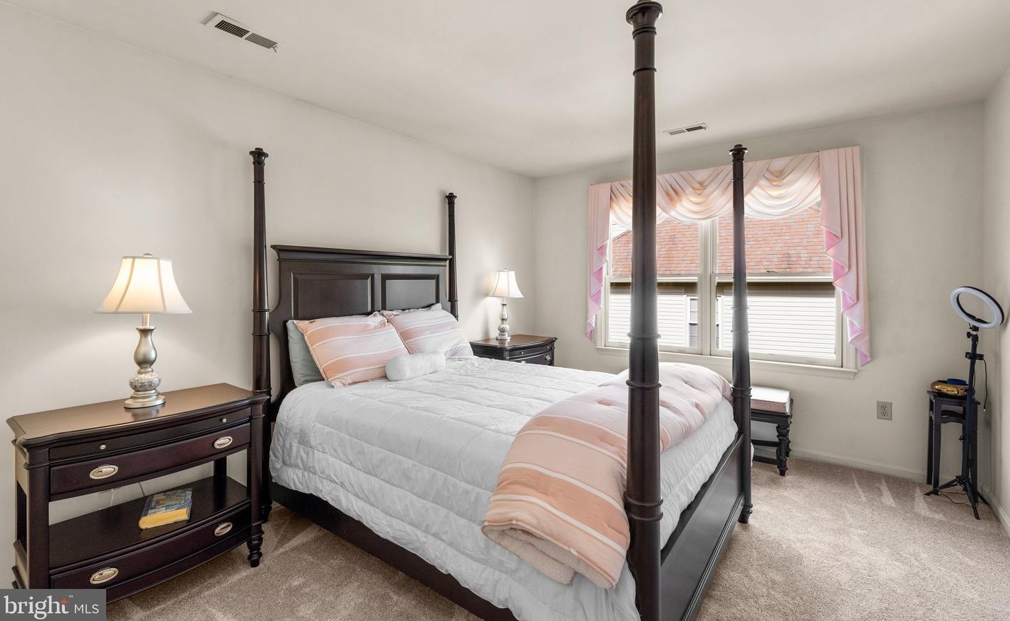 605 Pebble Bch Dr, Silver Spring MD 20904-3574 exterior