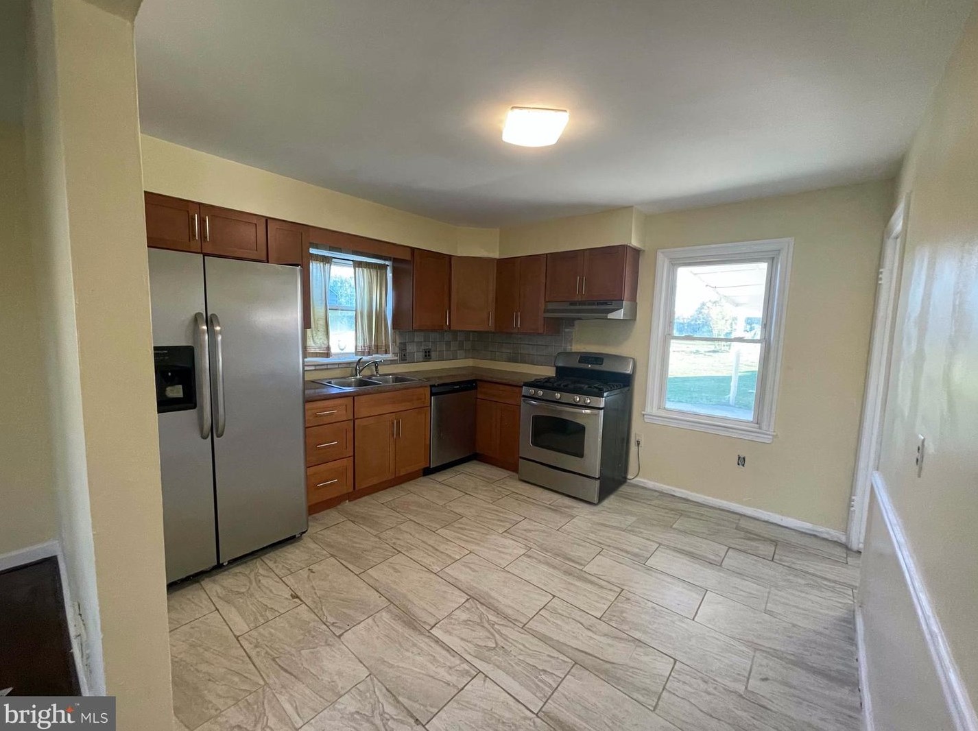 2600 Finley St, Silver Spring MD  20902-2728 exterior