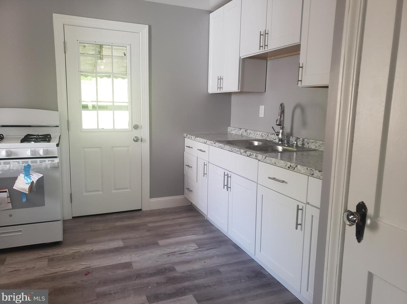 6604 Gude Ave, Silver Spring MD 20912-4827 exterior