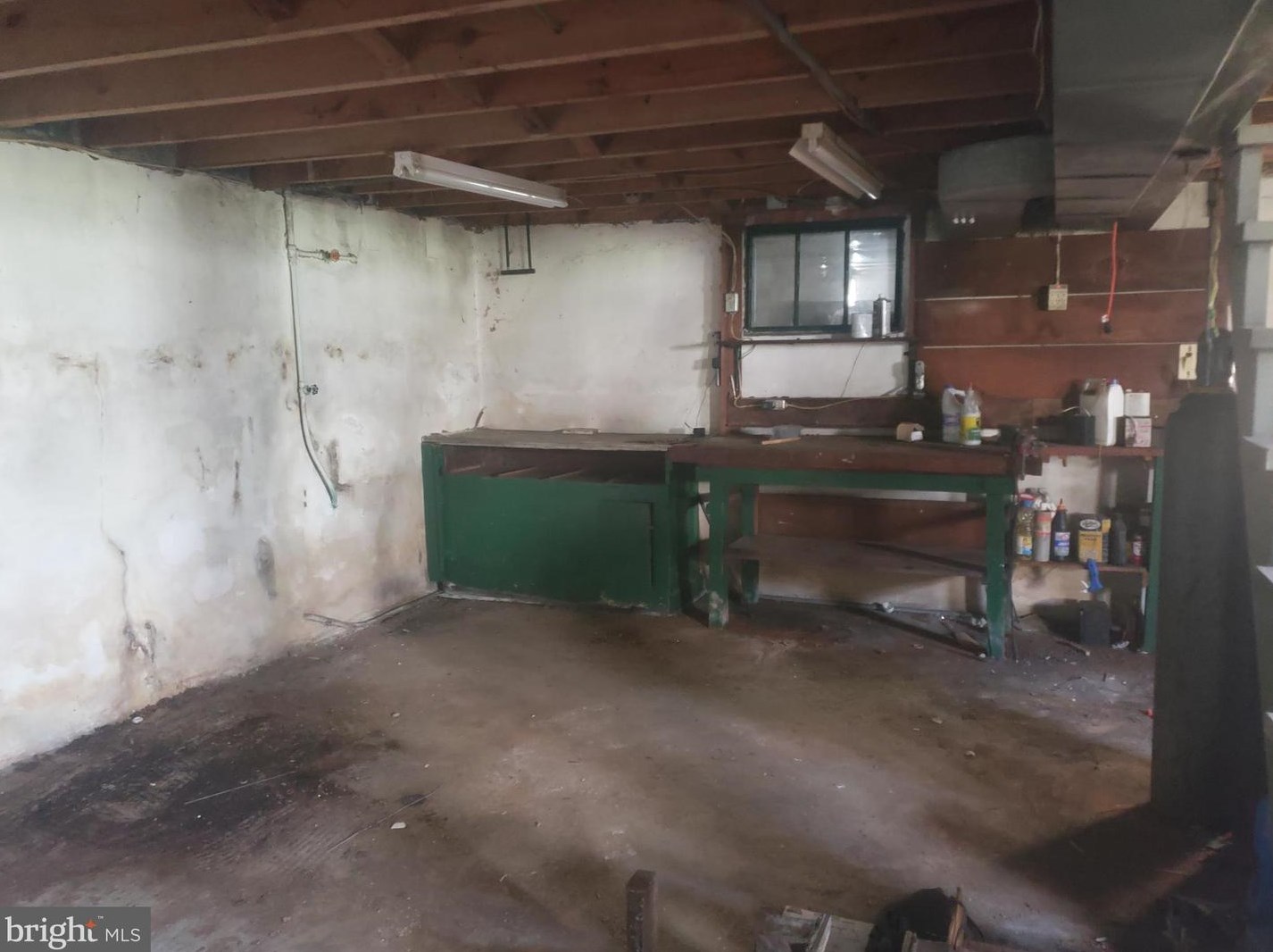 6604 Gude Ave, Silver Spring MD 20912-4827 exterior