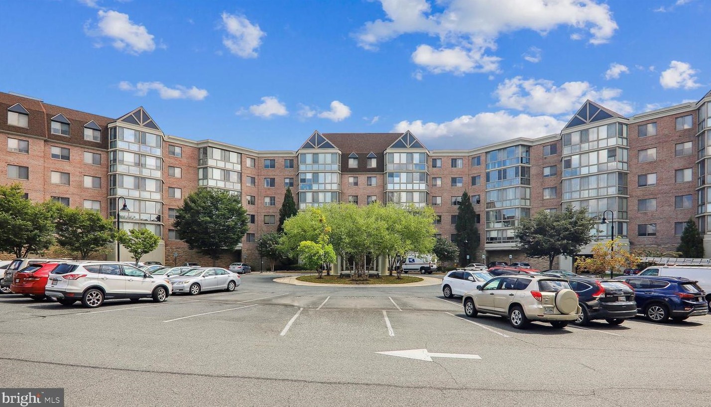 2901 S Leisure World Blvd #336, Silver Spring, MD 20906
