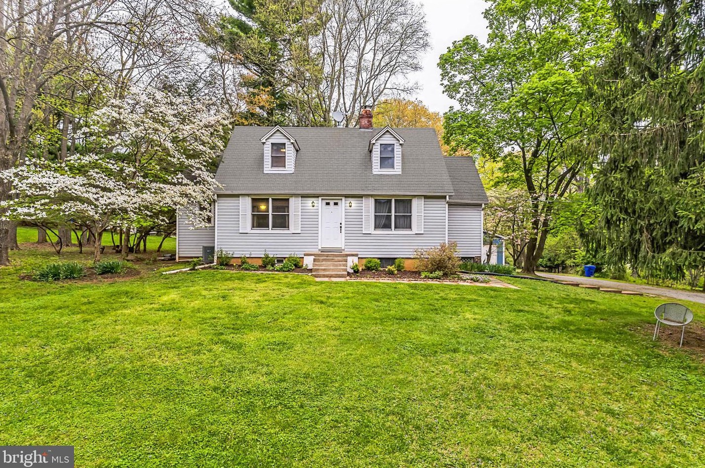 2206 Briggs Chaney Rd, Silver Spring, MD 20905