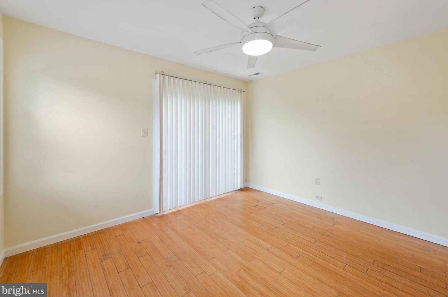 12200 Valleywood Dr, Silver Spring MD  20902-2147 exterior