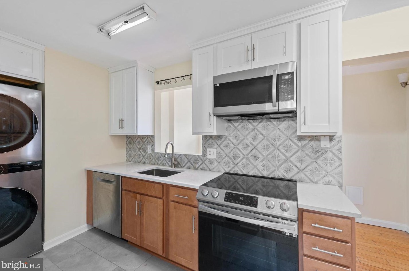 12200 Valleywood Dr, Silver Spring MD  20902-2147 exterior