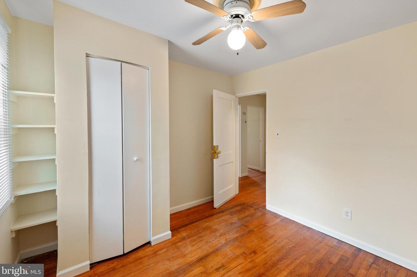 12200 Valleywood Dr, Silver Spring MD  20902-2147 exterior