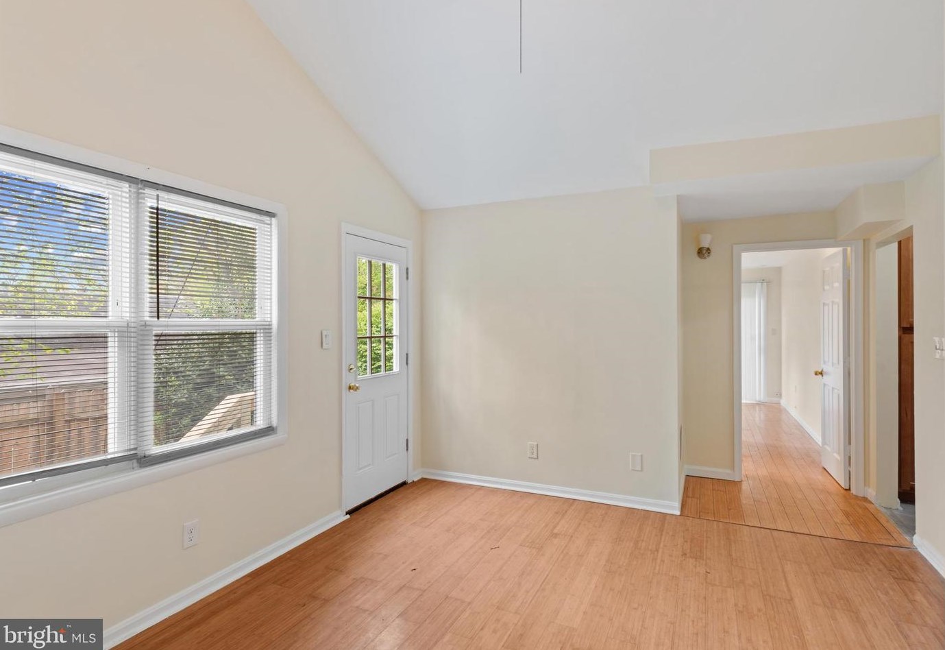 12200 Valleywood Dr, Silver Spring MD  20902-2147 exterior