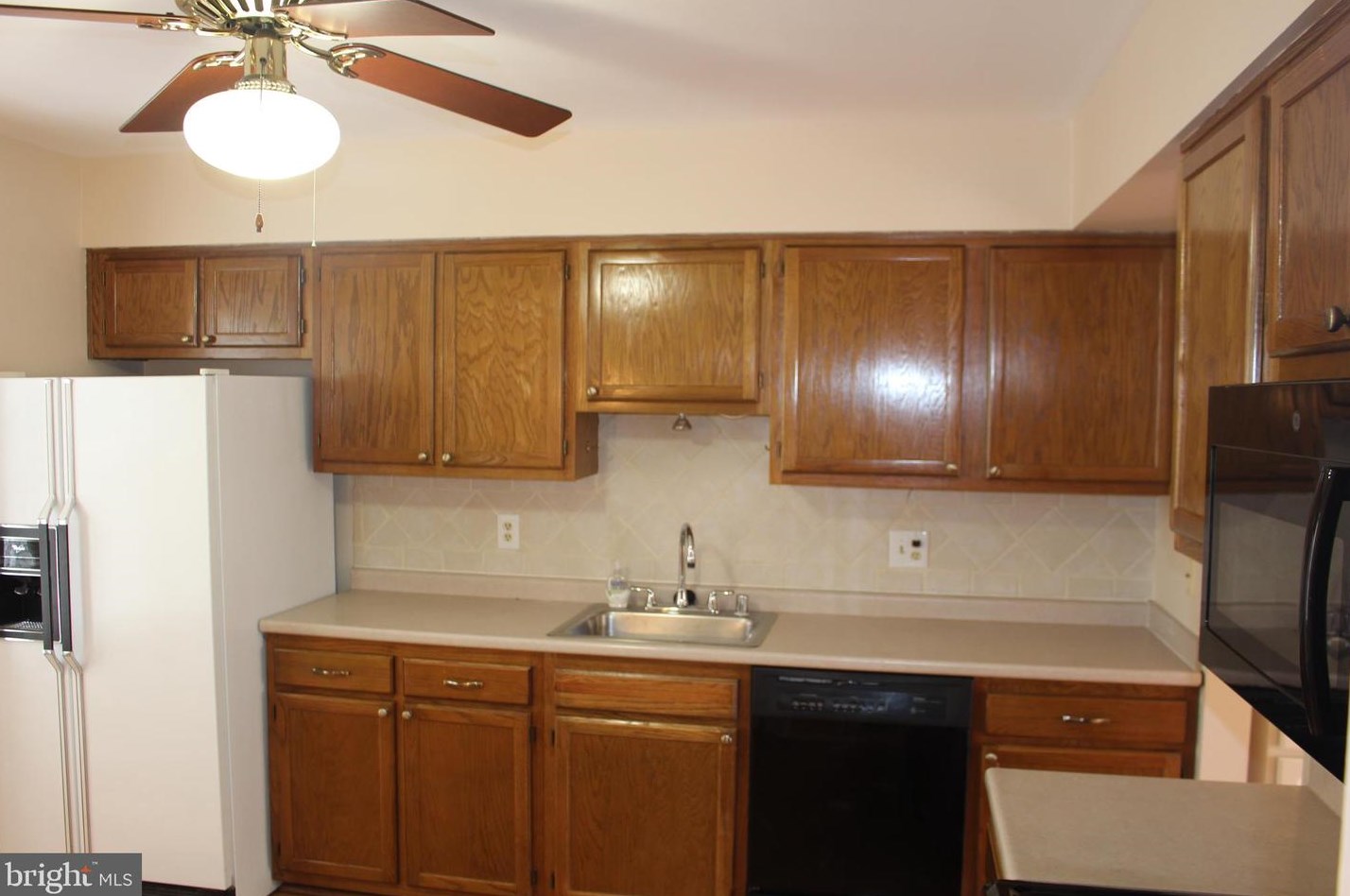 611 Suffield Dr, Gaithersburg, MD 20878