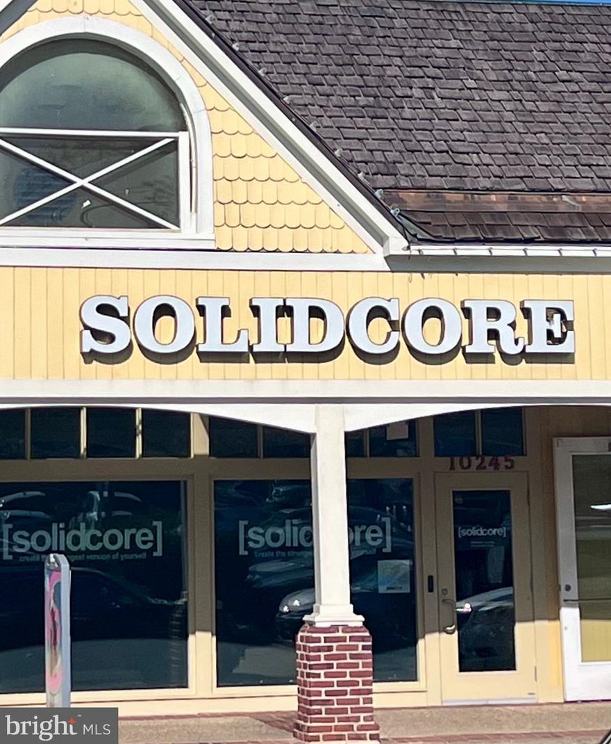 10008 Fleming Ave, Bethesda MD  20814-2118 exterior