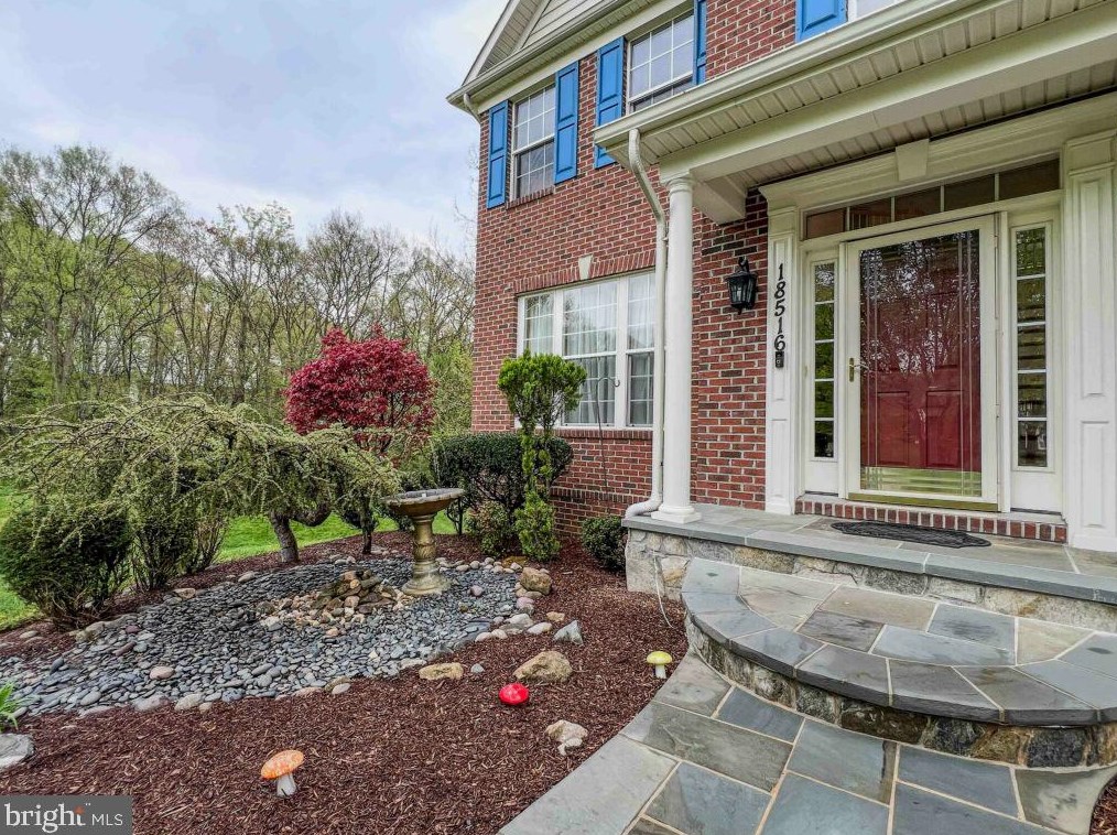18516 Rushbrooke Dr, Olney, MD 20832
