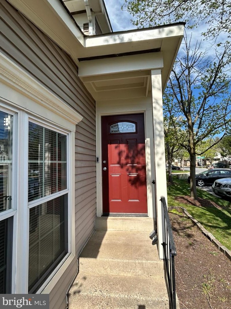 20001 Wolfdale Ct, Gaithersburg, MD 20886