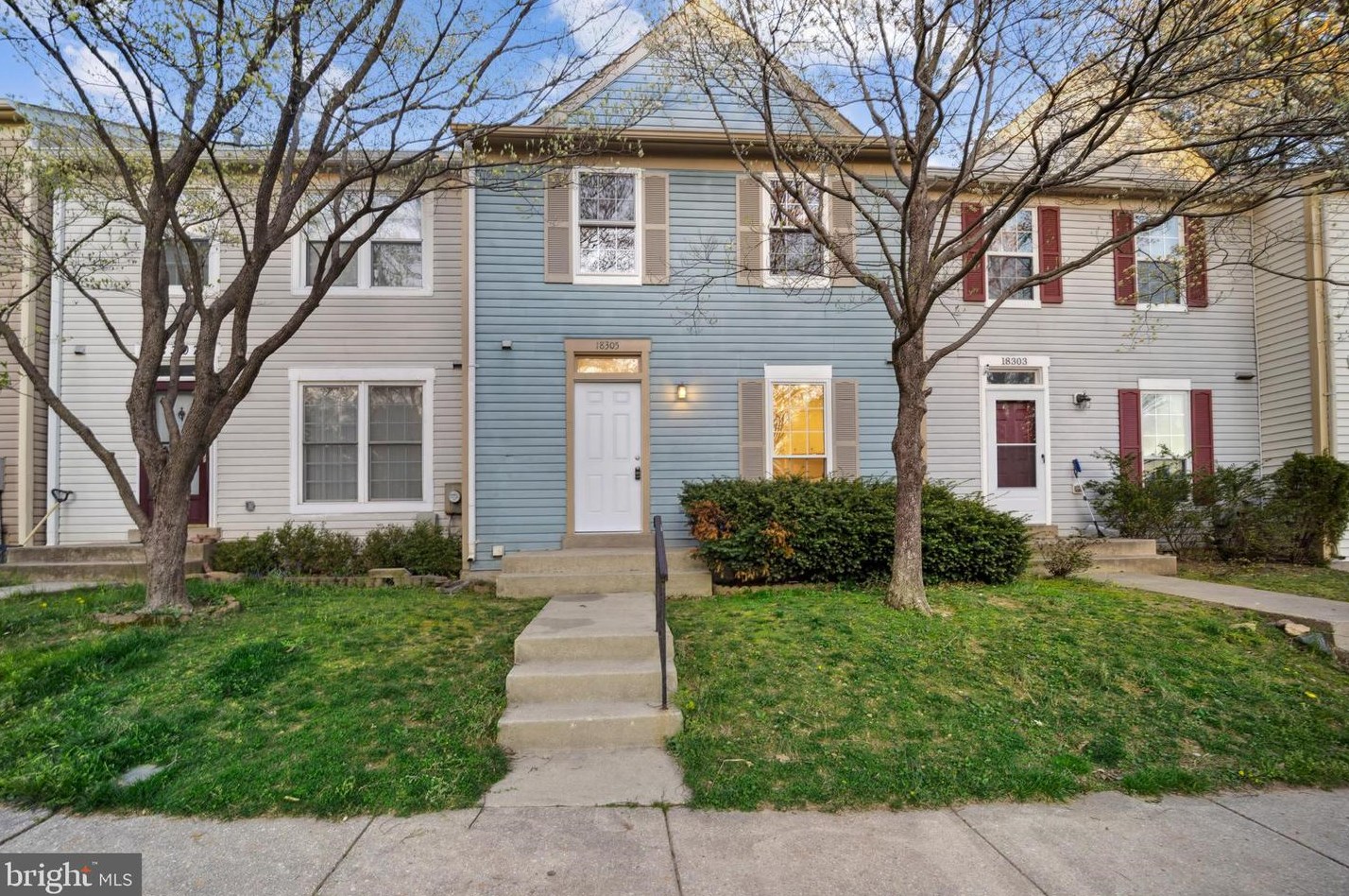 18305 Honeylocust Cir, Gaithersburg, MD 20879-5207