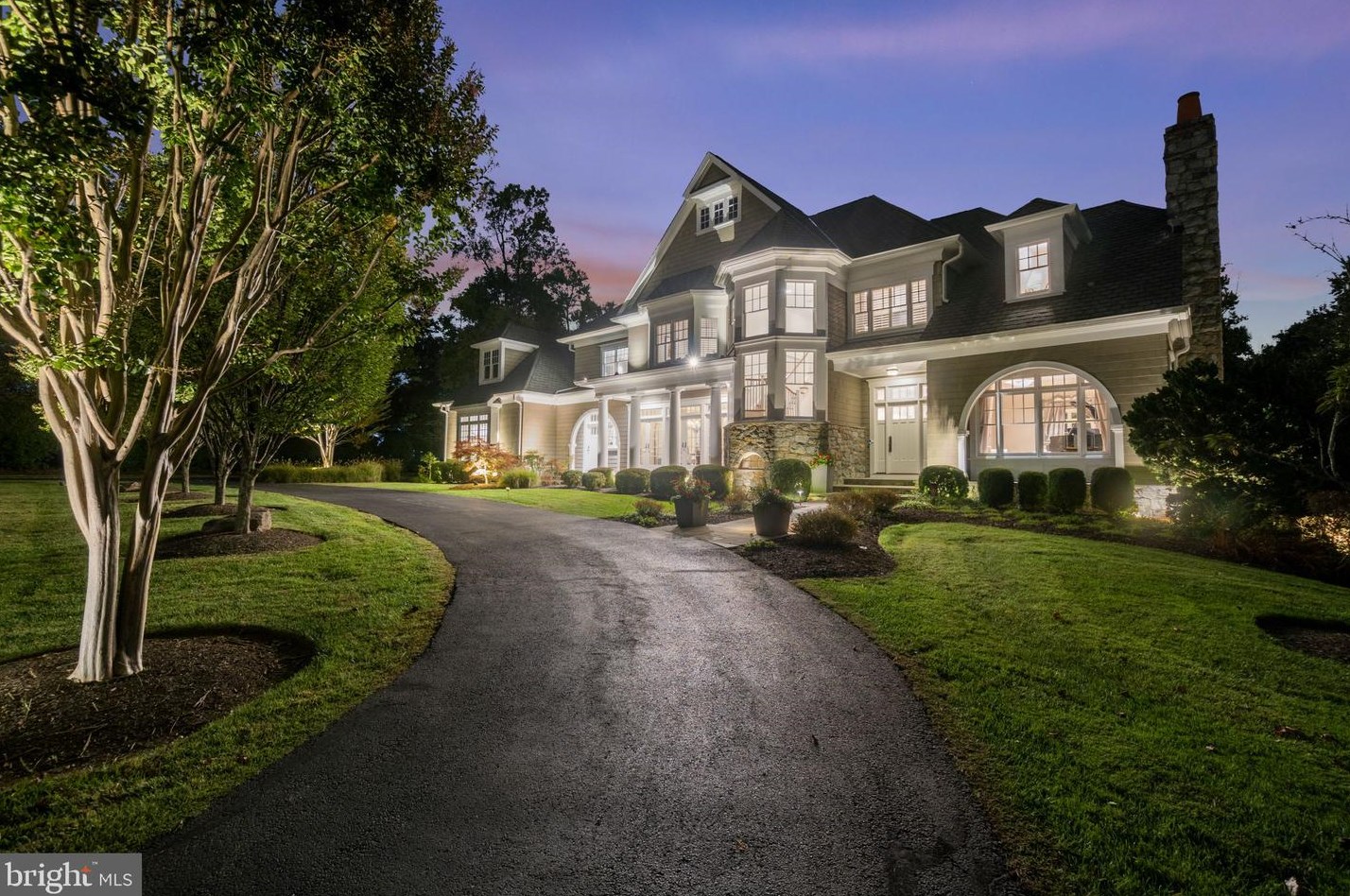 10021 Counselman Rd, Rockville, MD 20854-5018