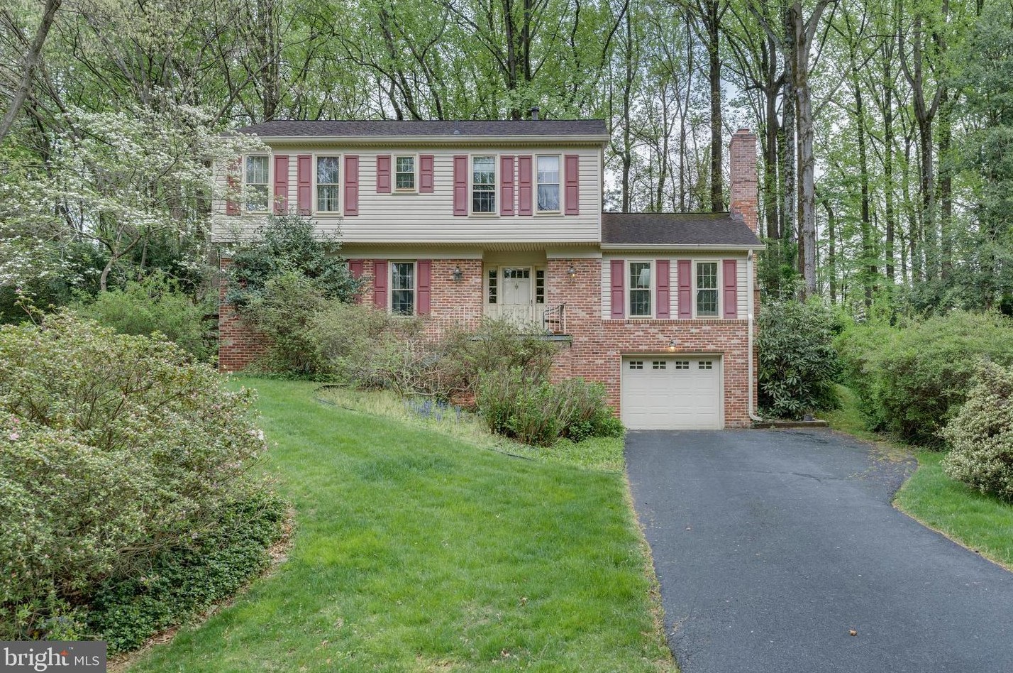 7800 Ivymount Ter, Rockville MD 20854-3753 exterior