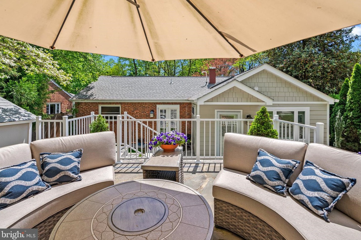 405 Williamsburg Dr, Silver Spring MD 20901-2728 exterior