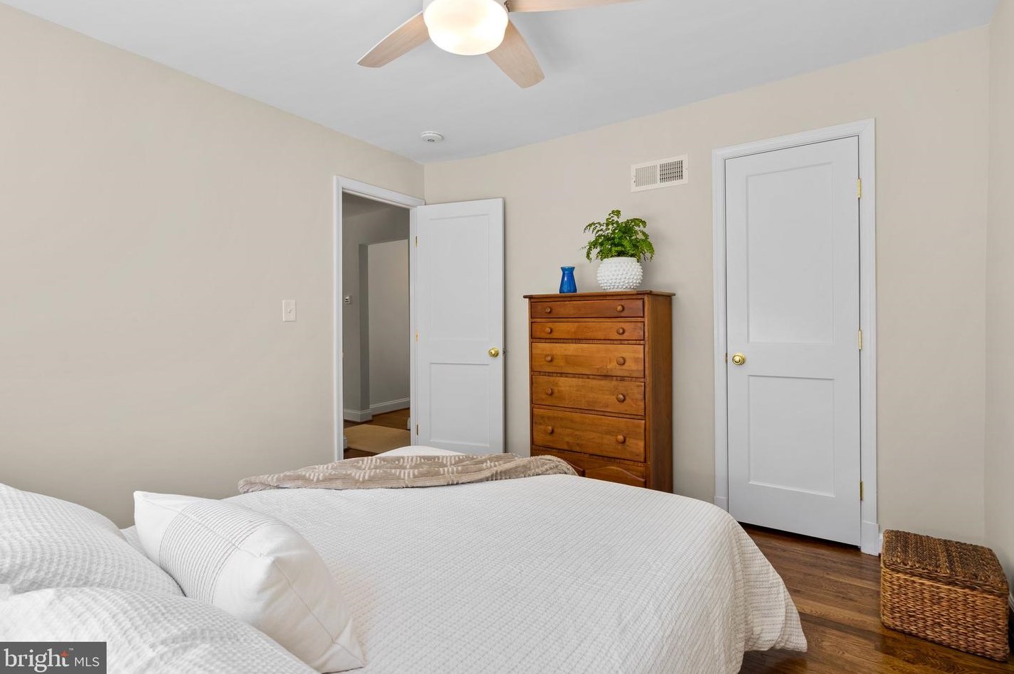 405 Williamsburg Dr, Silver Spring MD 20901-2728 exterior