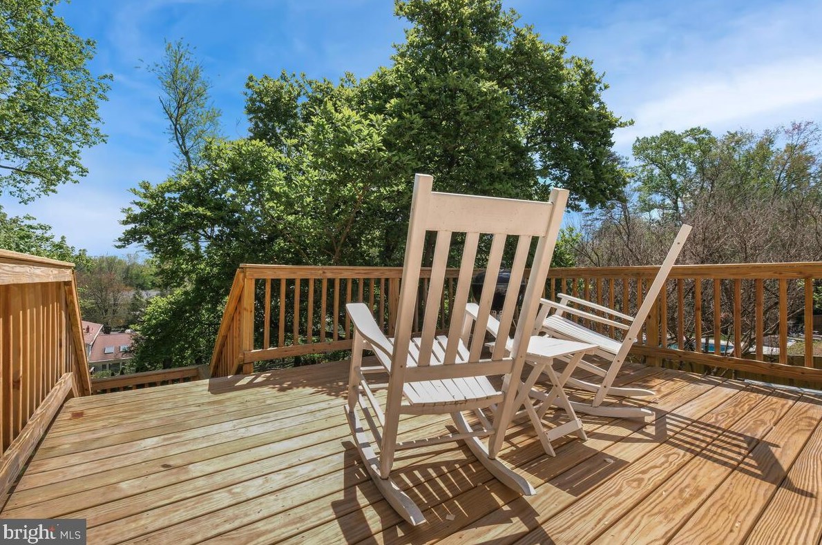 11539 Le Havre Dr, Rockville MD exterior