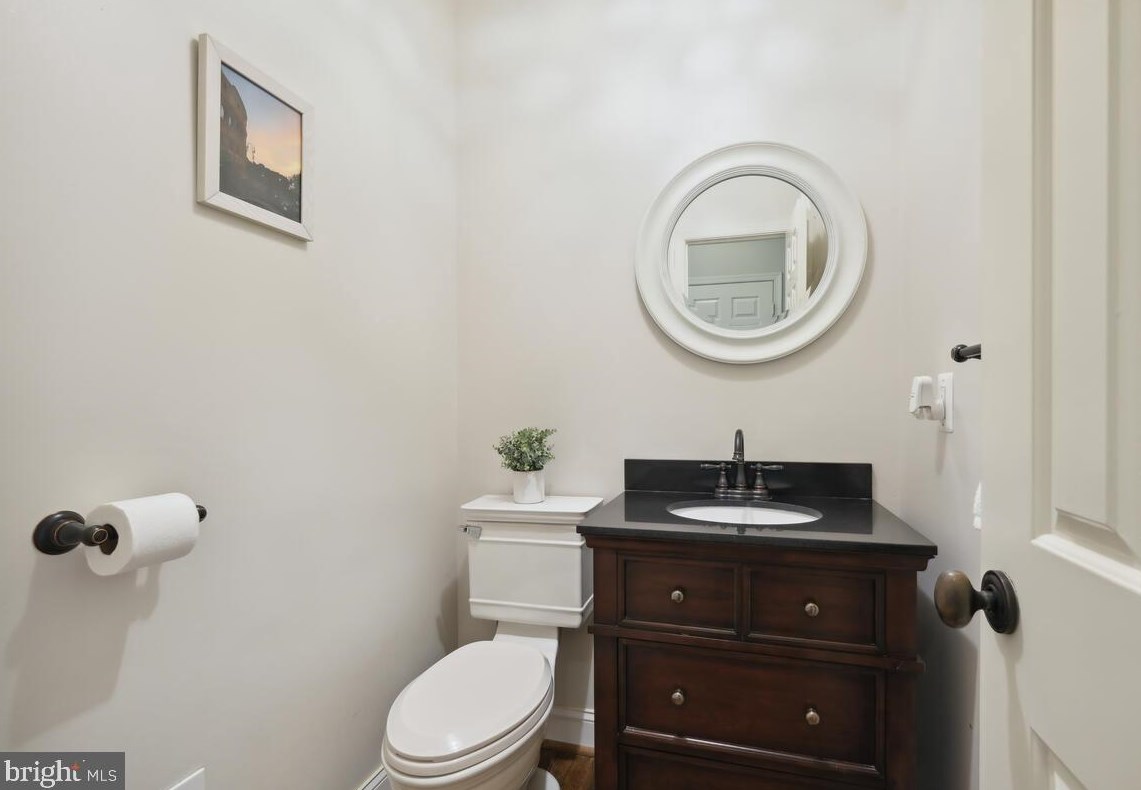 11539 Le Havre Dr, Rockville MD exterior