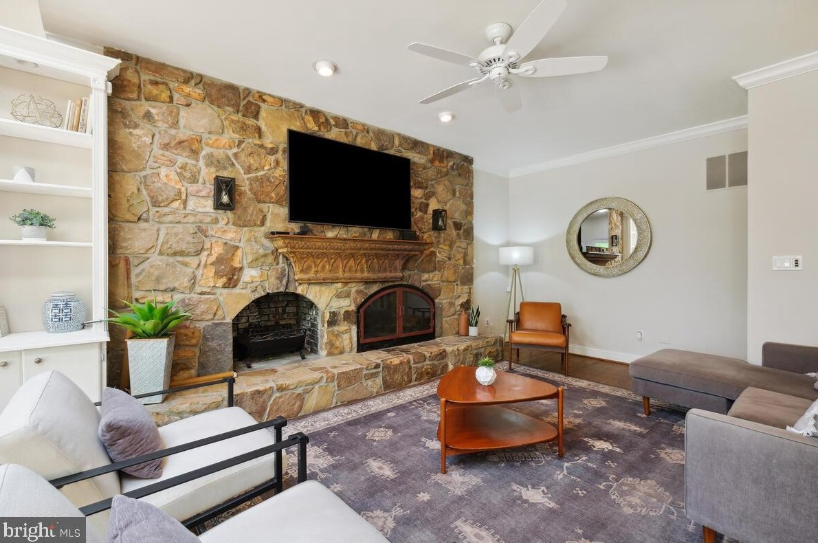 11539 Le Havre Dr, Rockville MD exterior