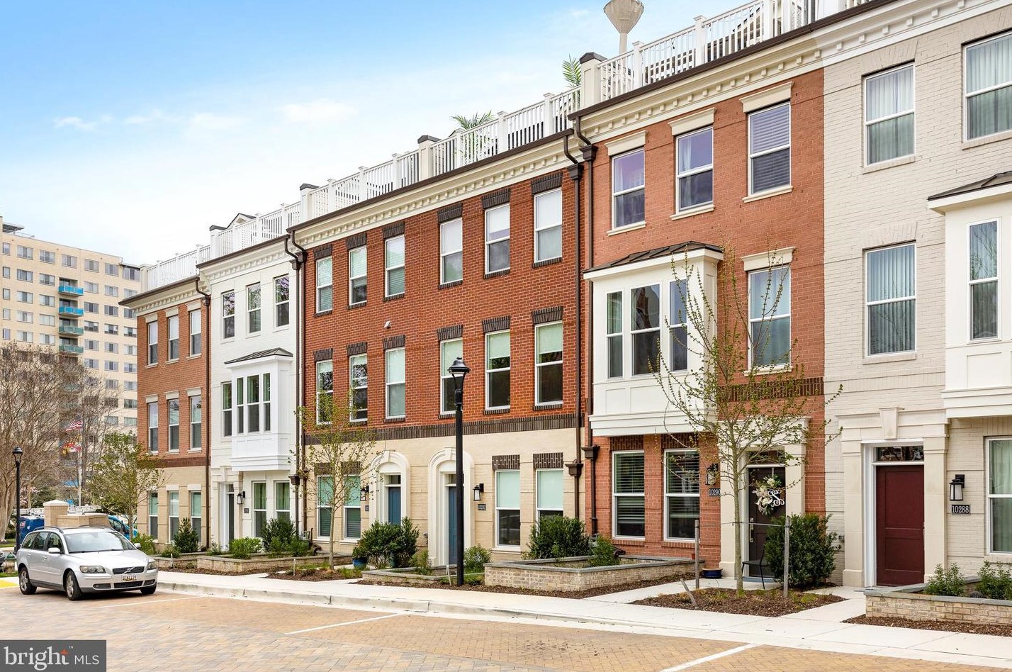 10318 Grosvenor Pl, Rockville MD exterior