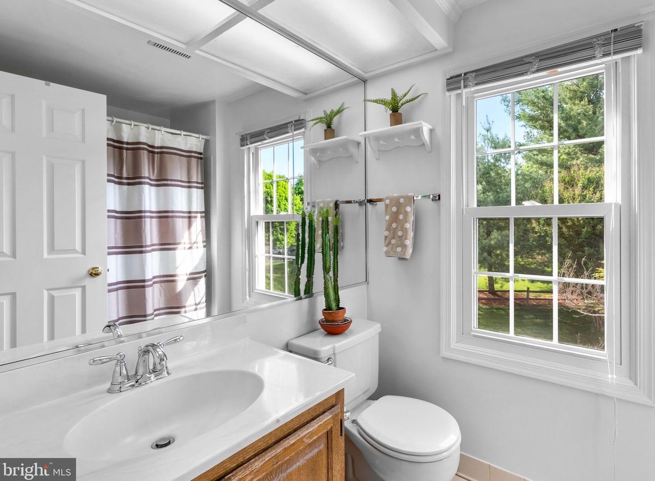 3301 Ashmore Ct, Olney MD  20832-2530 exterior