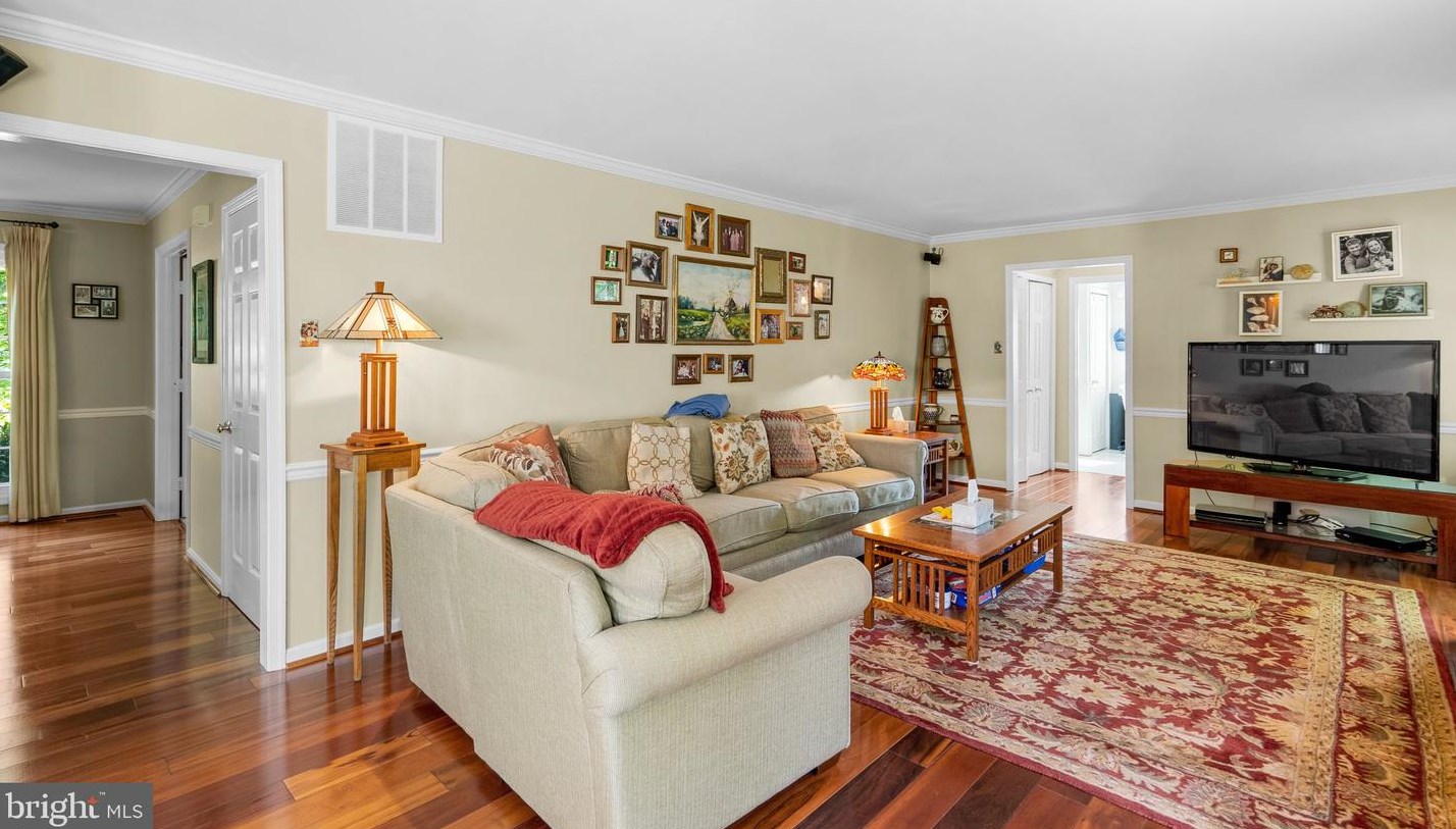 3301 Ashmore Ct, Olney MD  20832-2530 exterior