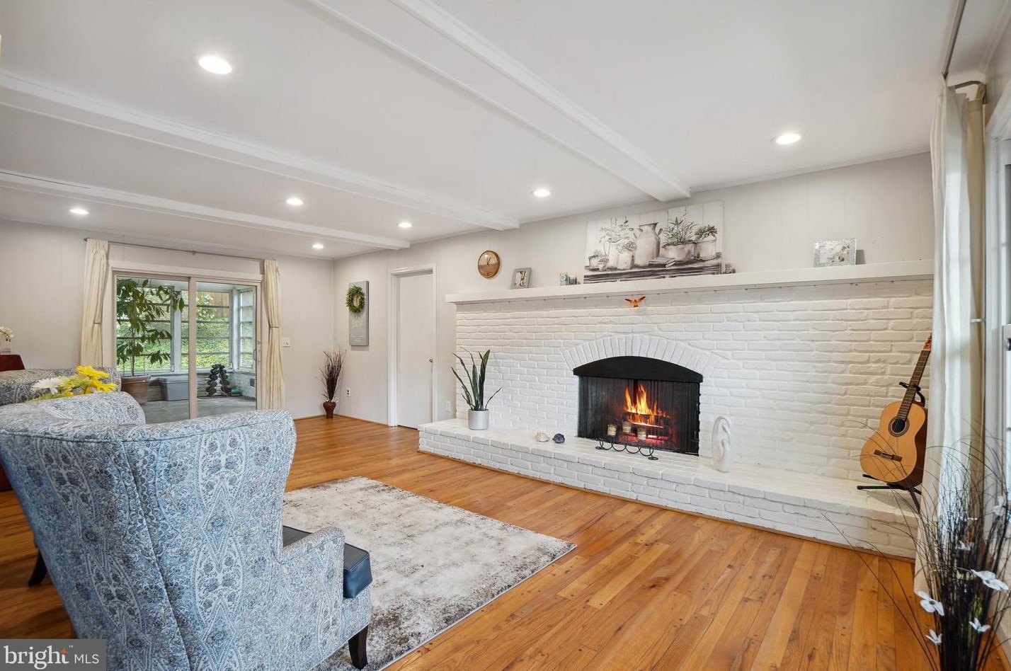 10900 Gainsborough Rd, Rockville MD  20854-2512 exterior