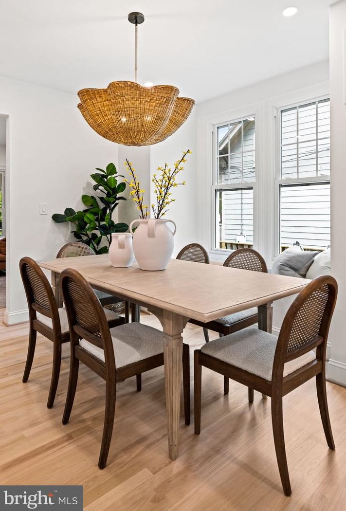 213 Spring Ave, Silver Spring MD 20912-4805 exterior