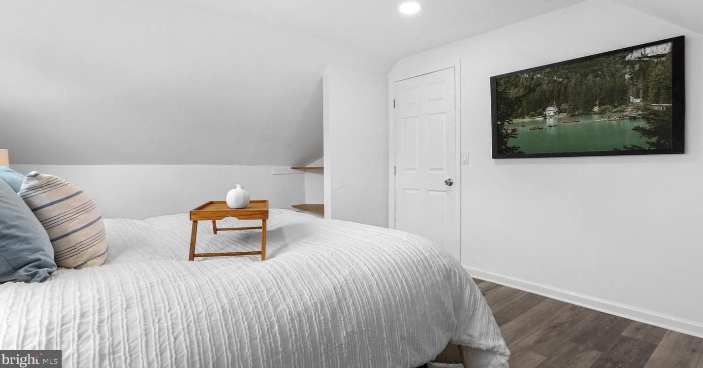 1707 Grandin Ave, Rockville MD 20851-1159 exterior