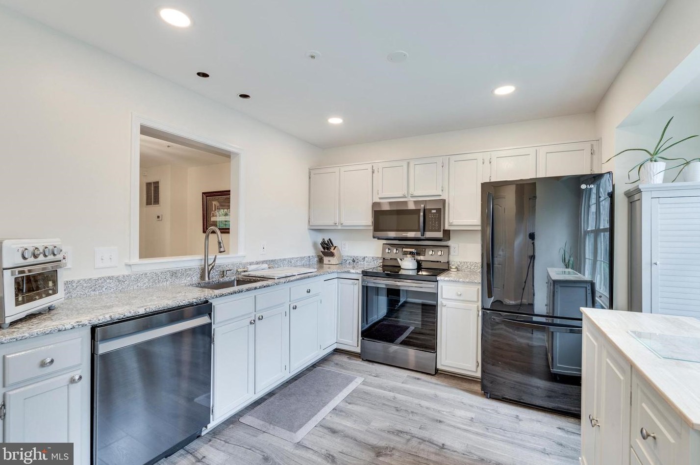 3321 Sea Port Way, Silver Spring MD  20902-2200 exterior