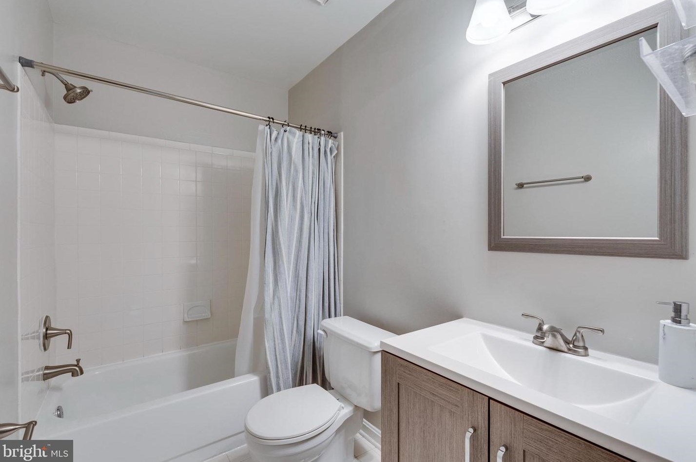 3321 Sea Port Way, Silver Spring MD  20902-2200 exterior