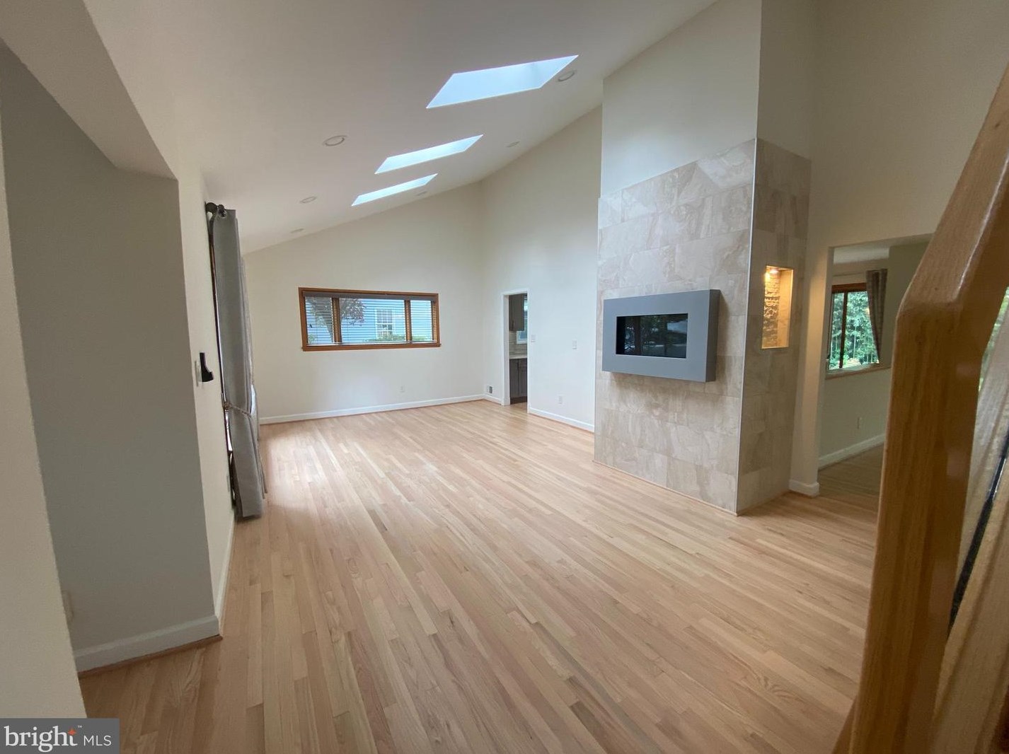 5826 Conway Rd, Bethesda MD  20817-3400 exterior